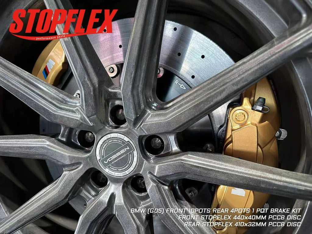 Akebono Front and Rear Big Brake Kit (FRONT 10 POTS AND REAR 4 POTS WITH EBP HAND BRAKE ) For BMW X5 G05